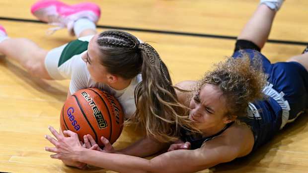 2023-24 Washington girls basketball, 3A regionals: Auburn vs. Arlington